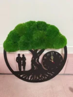 Machové nástenné hodiny Strom života s párom