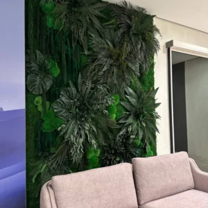 Wand mit Pflanzenpaneelen (Pflanzenwand) von Ekomoss